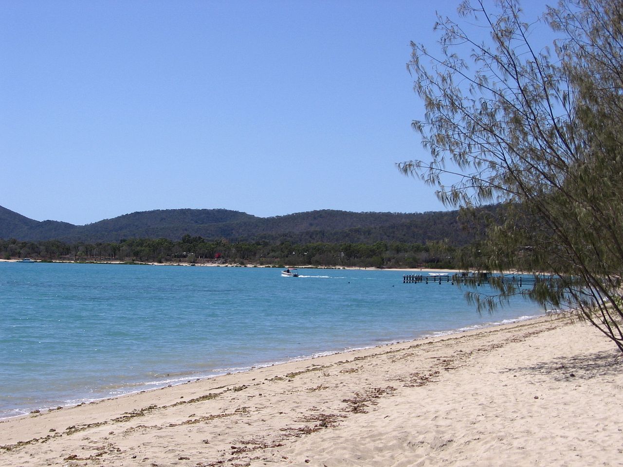 BOWEN > DINGO BEACH > AIRLIE BEACH > SHUTE HARBOUR > PROSERPINE