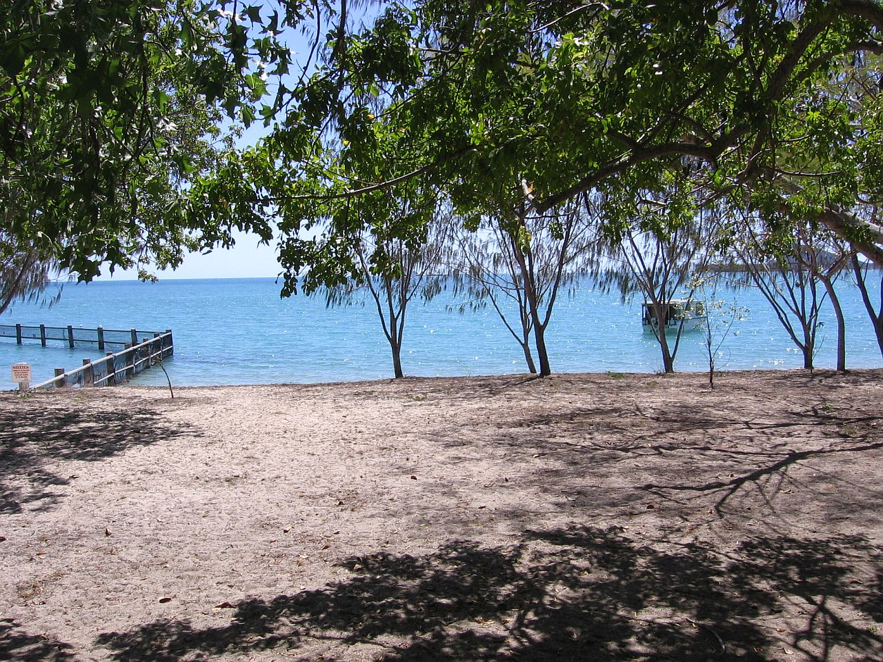 BOWEN > DINGO BEACH > AIRLIE BEACH > SHUTE HARBOUR > PROSERPINE