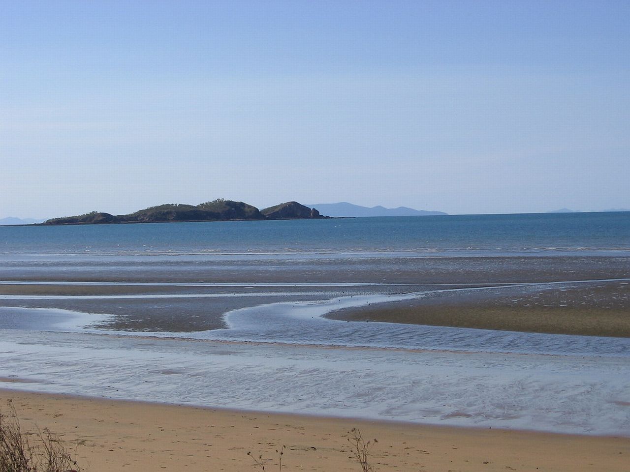 BOWEN > DINGO BEACH > AIRLIE BEACH > SHUTE HARBOUR > PROSERPINE